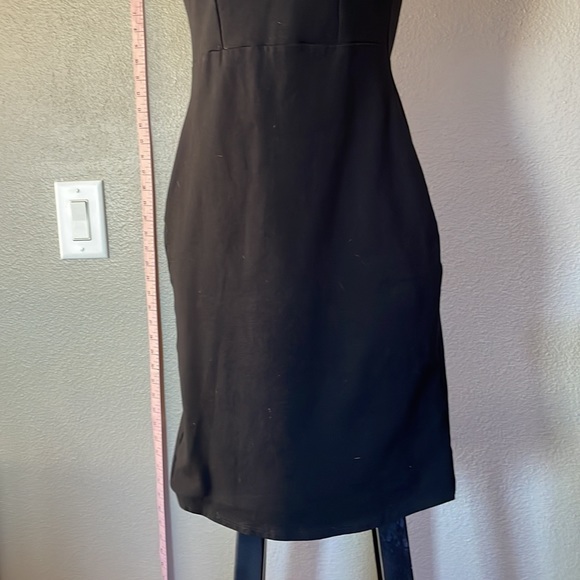 LBD!! Perfect little black dress. - Picture 3 of 4